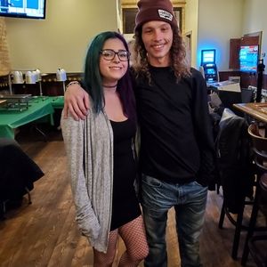 Meet your Posher, Caitlin